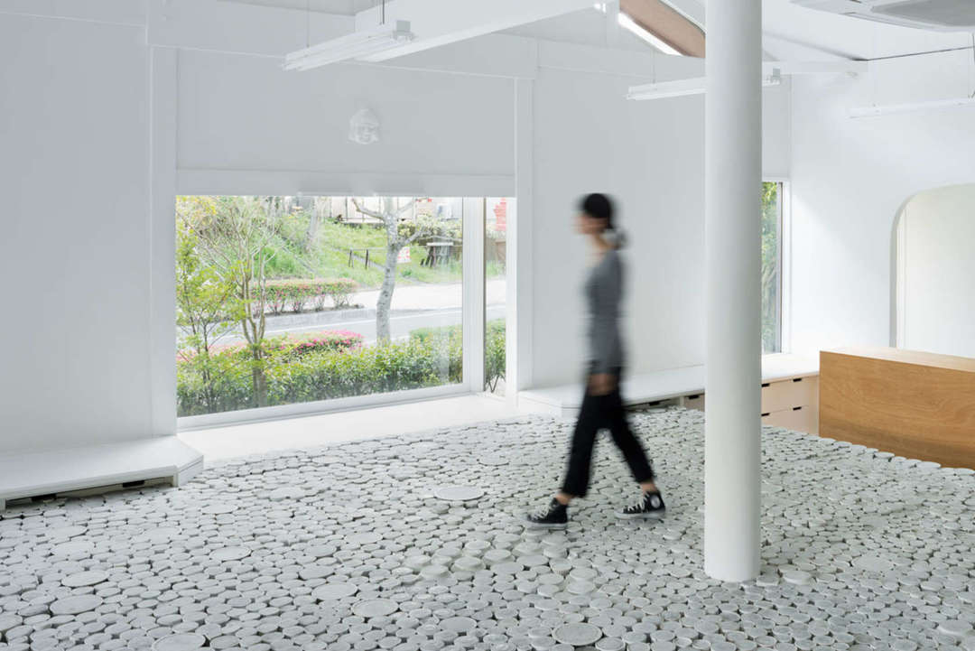 Ceramic walkable surface